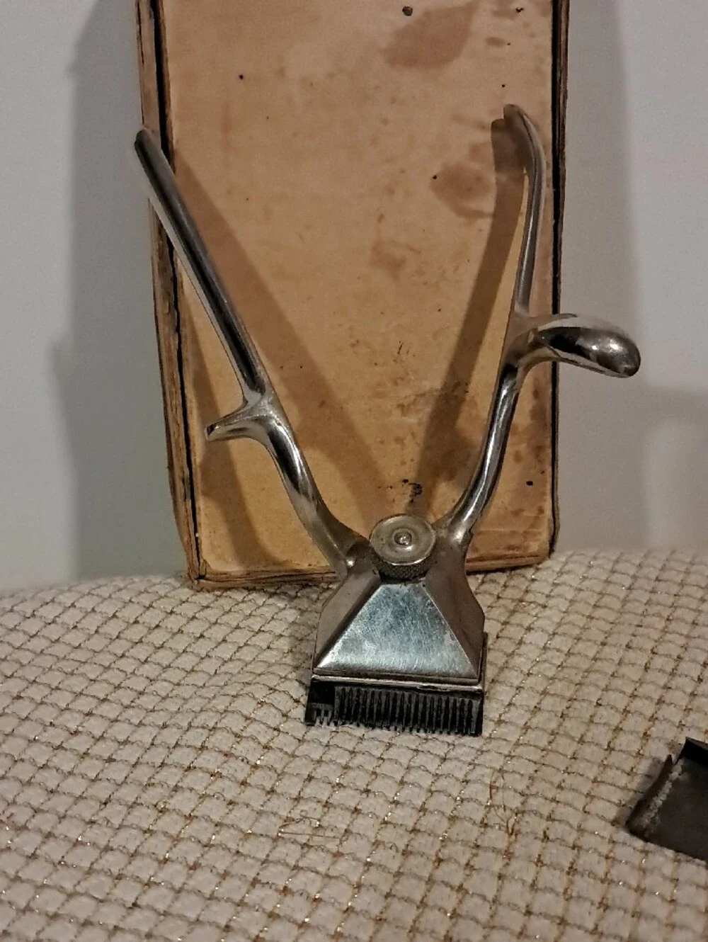 Manual Hair Clipper for Men Grooming - Silver